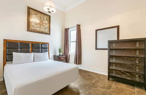 Urban Condos with Spacious Rooms & Amenities - Foto 18