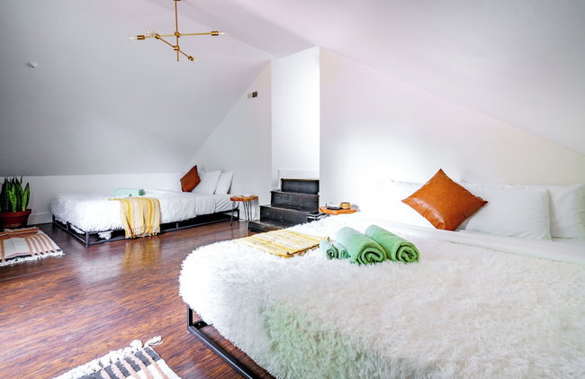Jungle House Luxury Stays - Downtown Chillicothe - Photo 98