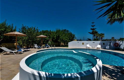 XENOS VILLA 2 with a private pool,near the sea - Foto 12
