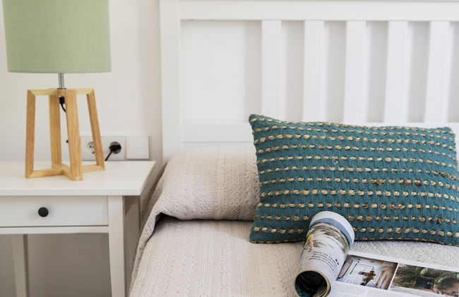 Bright Apartment Near Mountains - Photo 24