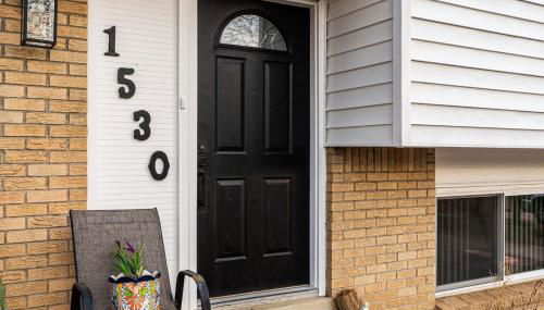 Spacious and Comfy Close to Everything Backyard - Foto 5