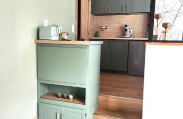 Suite Delvincourt - Rue Calme dans centre ville - Parking gratuit à proximité - Foto 3