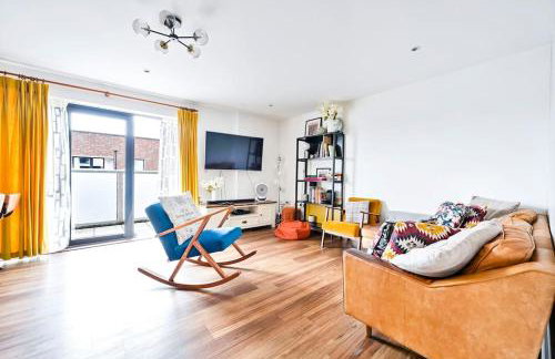 Stylish 2 bed 2 bath apt in Wembley - Foto 18