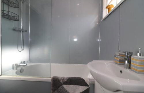 Signature - Honeywell House - Photo 29