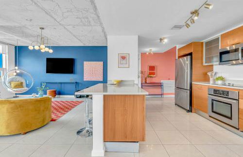 Miami Vice - Central Midtown Pool and Parking - Foto 14