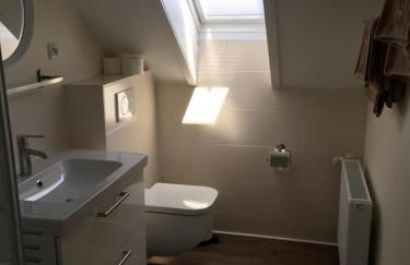 Lina's Ferienwohnungen - zwei moderne FeWos mit Sauna im Haus und fantastischem Ausblick - Foto 10