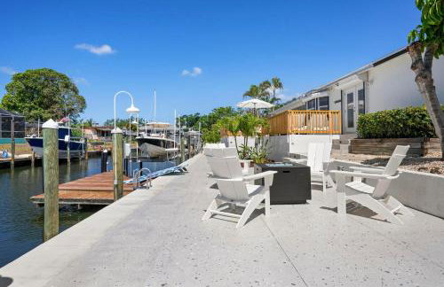 Bayside Hideaway! Private pool with water view and canal side dock! Available for Summer! - Foto 51