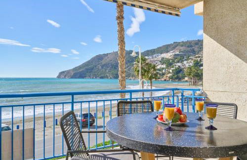 Beachfront Los Novos La Herradura - Photo 3