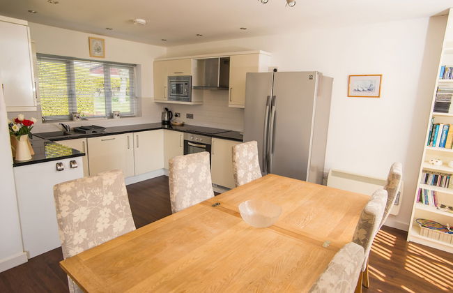 Stoneleigh Village - Photo 24