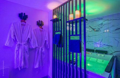 Love Room 91 avec Jacuzzi XXL - 15min Orly - 30 min Paris - Foto 5