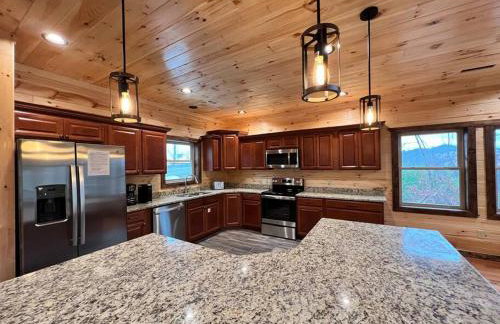 * * 4 Master Bedrooms, Views, Theater, Arcade, EVC - Photo 47