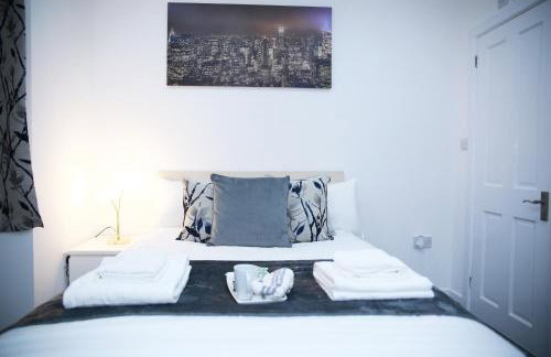 South Harrow Apartment - Photo 24