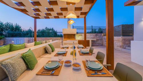 Estella Villa with Pool, Children Area, BBQ & Magnificent Views! - Foto 3