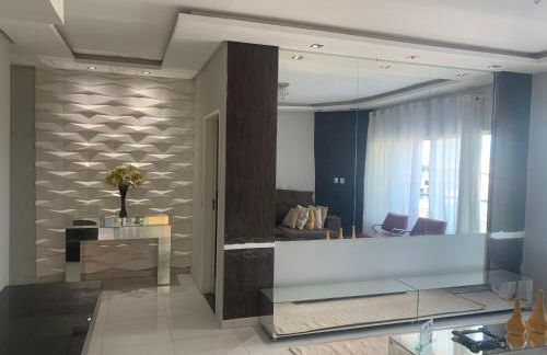 Apartamento panorâmico com 2 suítes 1 quarto - Foto 19