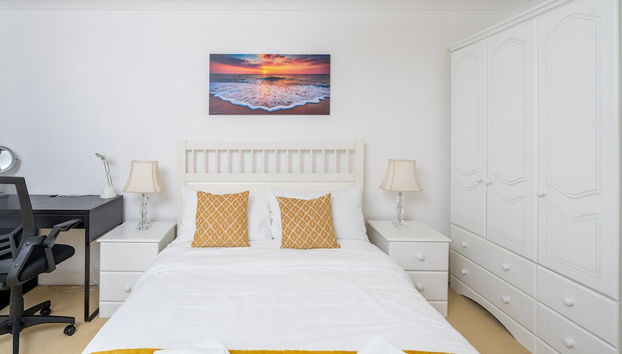 Stylish Deluxe 2BR Duplex - Free Parking - Near Canary Wharf - Foto 4, Habitación