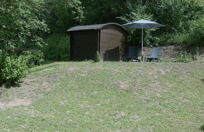 Cottage With Bubble Bath - Photo 19