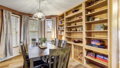 Memorial Row Downtown Escape w Mountain Views - Foto 3