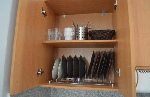 Reina Apartments - Photo 24