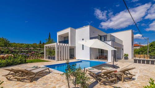 Villa SPLENDIDA - Foto 2, sunbed