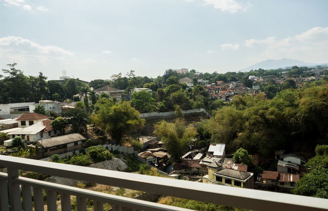 Spacious Studio Room near Cihampelas Walk at Galeri Ciumbuleuit 3 Apartment - Foto 19