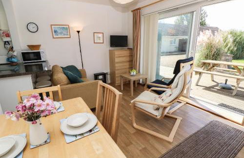 Drake Cottage - Photo 7