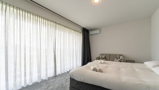 16p Spacious Villa on the Water in Zeewolde - Foto 5, Habitación