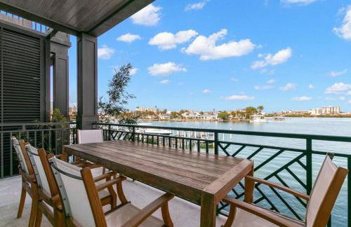 Waterfront Oasis 3 BR/4 beds~3 min walk to beach. - Foto 33