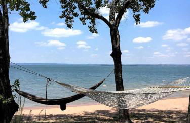 Peaceful Lakefront Cabin with Loft, Beach Access & Sunset Views in Buchanan Dam, Texas - Foto 39