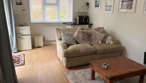 Walters Ash Apartment - Photo 1