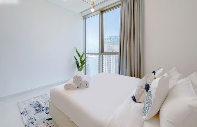 Lavish Living Along the Dubai Creek - Photo 9