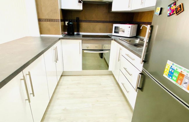 Enjoy Sunsets at Fully Equipped 2BR Oceanside View - Foto 24