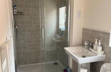 Comfortable 5 - Guest Abode - In Quiet Village - Foto 14