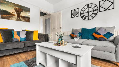 HILLTOP PLACE SUITES 5 beds for CONTRACTORS and FAMILIES near MEADOWHALL with FREE PRIVATE PARKING - Foto 4