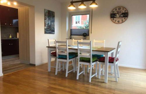 EXKLUSIVE Ferienwohnung in Einbeck, 3 Schlafzimmer mit Balkon! - Foto 2