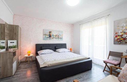 Beautiful Home In Kostanje With Wifi - Photo 30