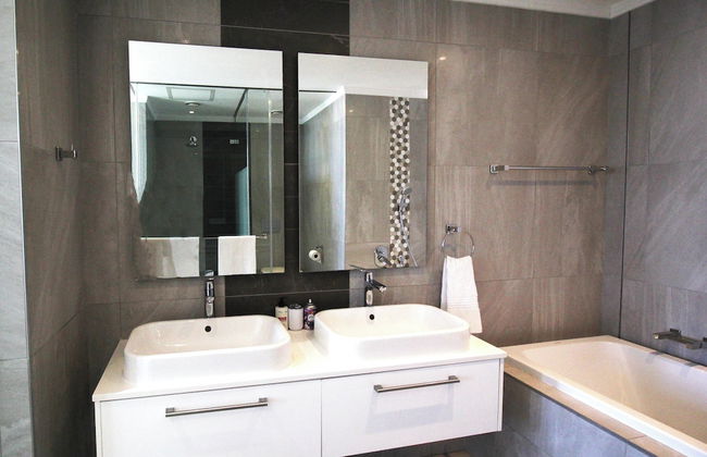 Sandton Smart Apartment Sixteen - Photo 20