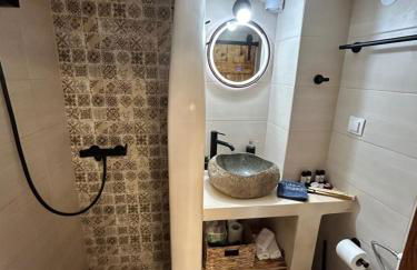 Babatseratsi skyrian studio 2 - Photo 42