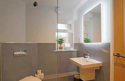 Luxurious Modern Retreat - Foto 3