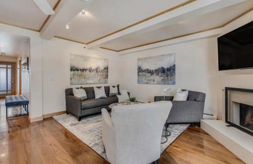 New Listing 2BR 2BA Condo - Mountain Views - Foto 28