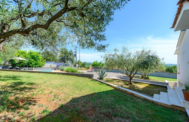 Villa Elisa With View - Foto 37