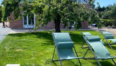 Gites de la Baie d'Honfleur - Foto 5, sunbed, Garden view