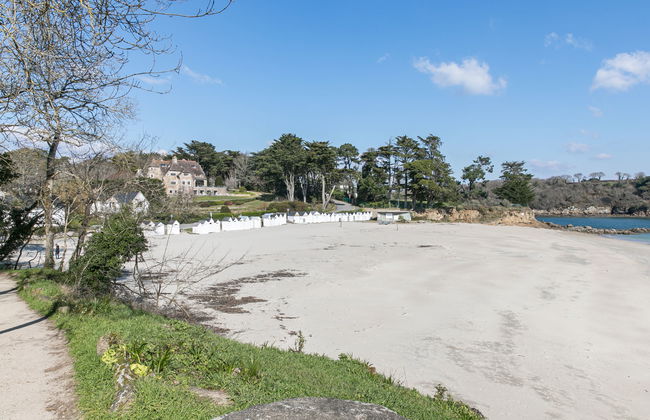 4 bedroom House in Névez with garden and terrace - Photo 31