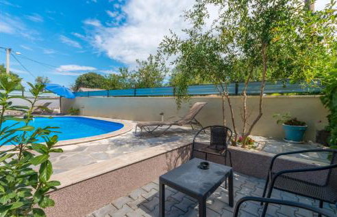 3 Bedroom Amazing Apartment In Banjevci - Foto 12