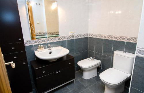 Apartamento de 4 dormitorios a tan sólo 2,5 km de la Playa San Juan - Foto 11