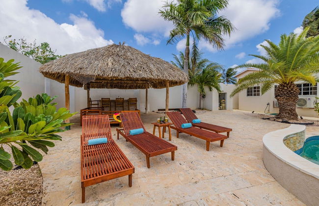 Charming Cunucu Home Pvt Pool Outdoor Kitchen - Foto 40