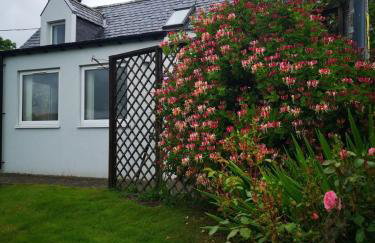 Mike's 3-bedroom Countryside Cottage - Foto 10