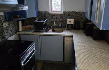 Mary Haus in Biebertal-Bieber, mit 2 Apartament und 4 Zimmer, 1 fur 2 und eine fur 6, In Nahe Gießen und Wetzlar mit WLAN, Parkplatz, 2 Badezimmer - Photo 27