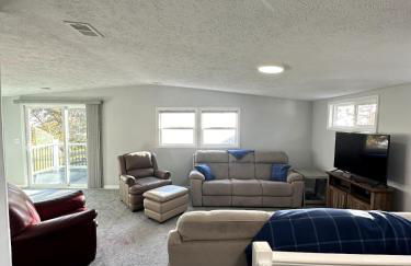 Lakefront Escape Dock Fire Pit Sleeps 14 - Foto 5