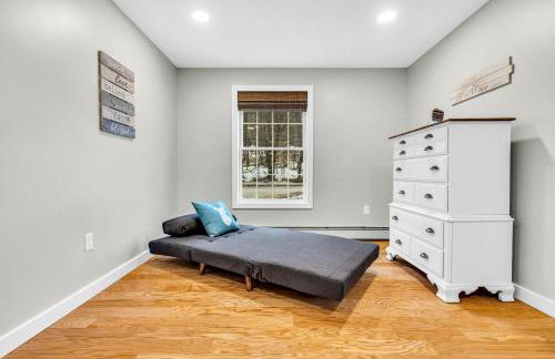 Thomas Trail - Game Room, Fire Pit, 1 min to Ski Mountain & Shared Beach! - Foto 39