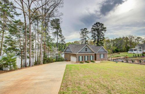 Lakefront Leesville Retreat with Private Dock! - Foto 41